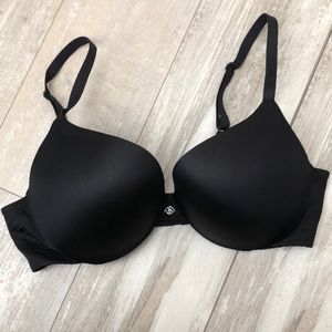 Victoria’s Secret black push up bra 36C